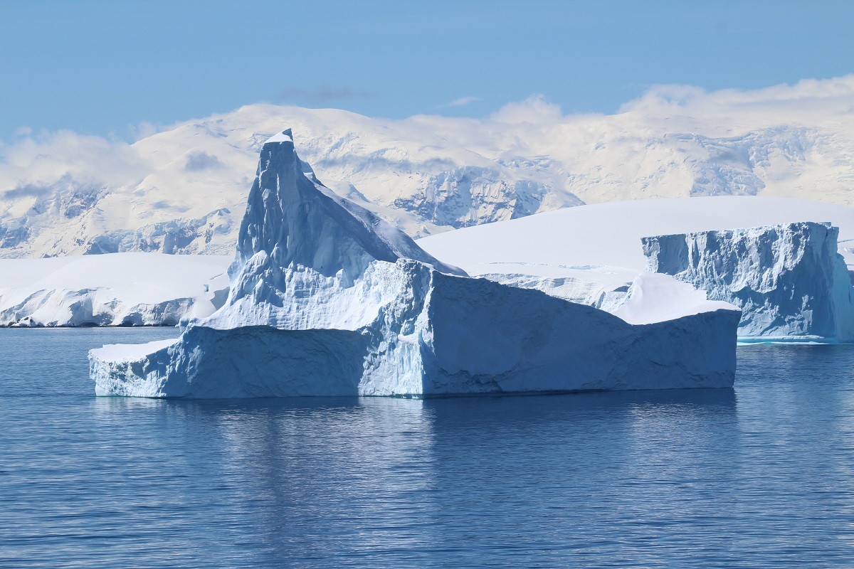 Icebergs, Antarctica. Author and Copyright Marco Ramerini.