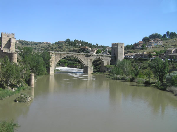 Puente de Alcántara, Toledo, Spain. Author Marco Ramerini